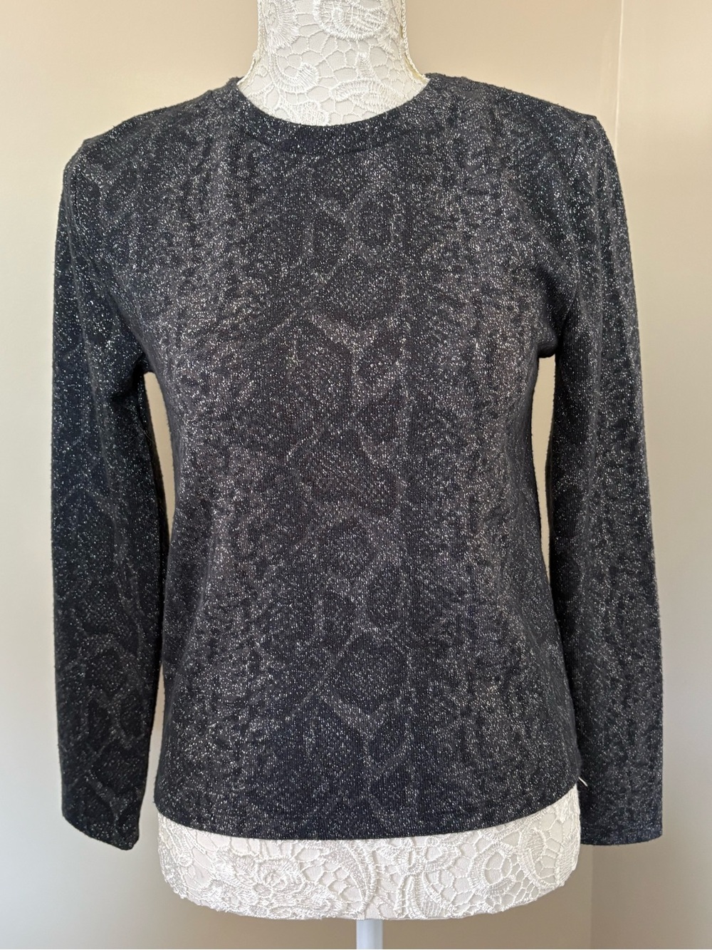 Women's Black Long-Sleeve Metallic Knit Top